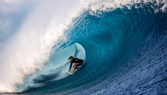 Cloudbreak Roars Back to Life - Surfline