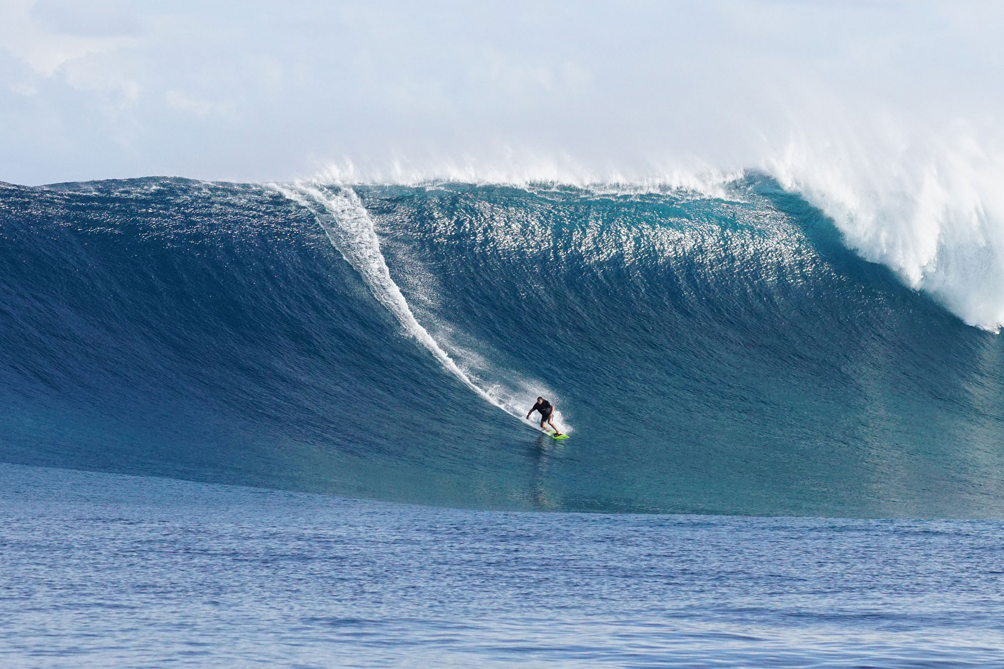 An extremely large wave