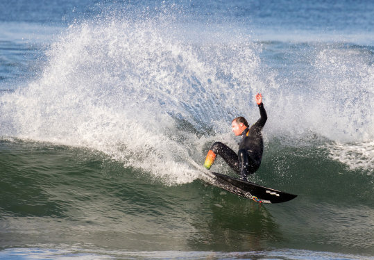 Local Pro Jonathon Reis, Central Coast Surf Photographer - Surfline