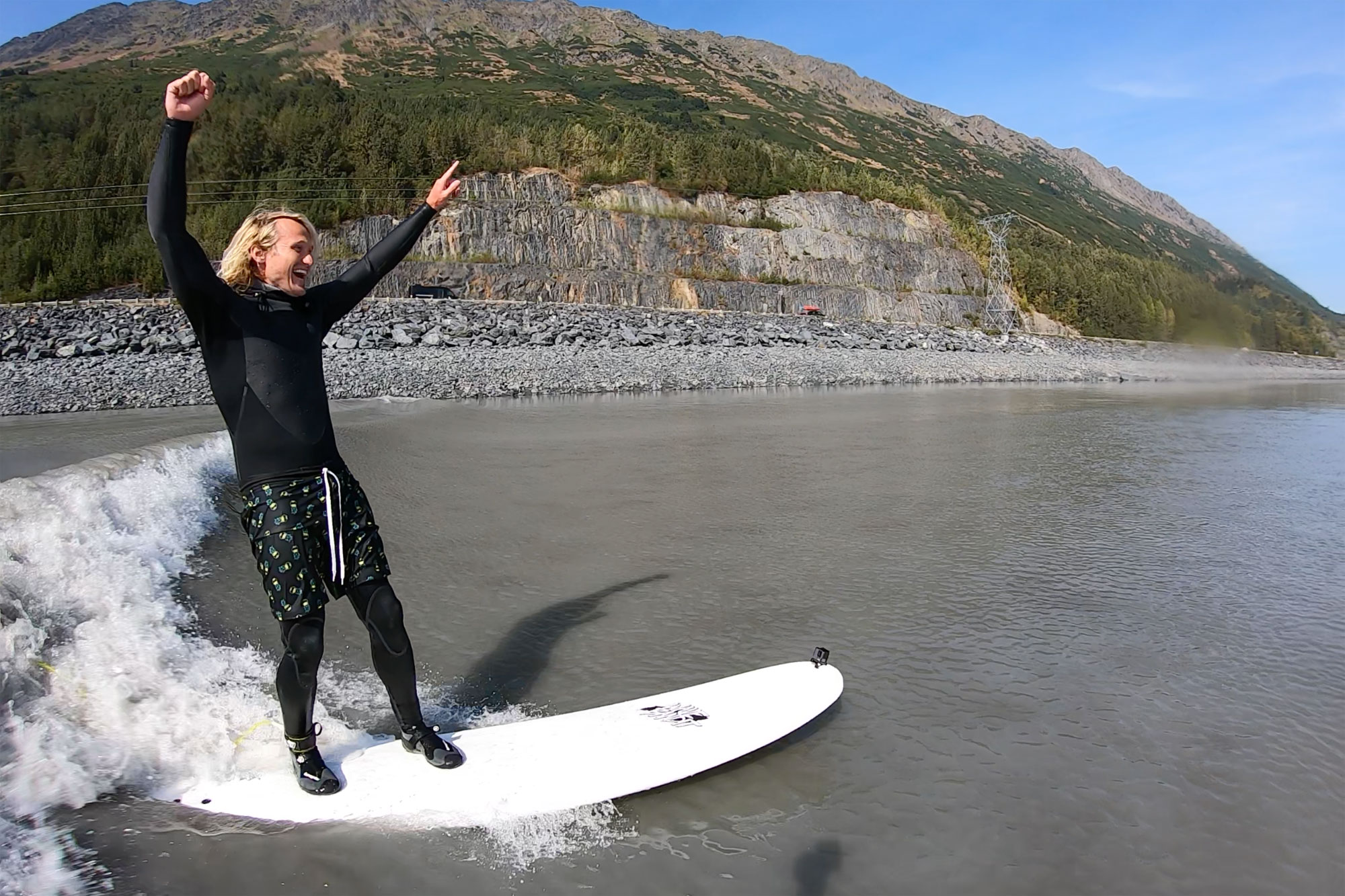 YouTuber Ben Gravy Just Surfed His 50th State