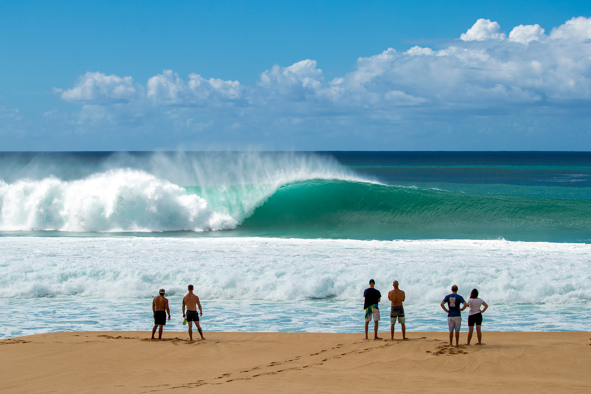 Webcam beach. Surfline.