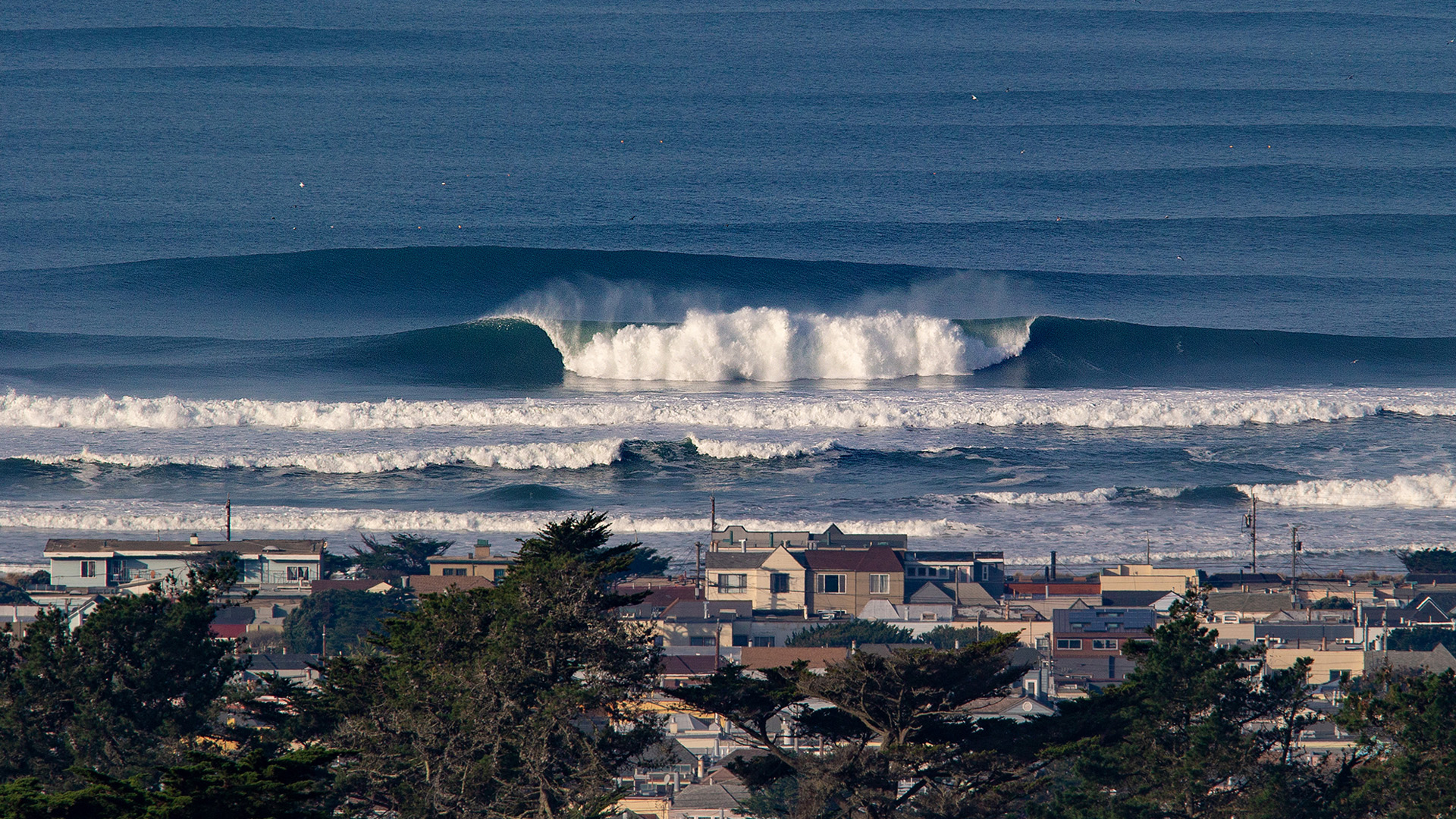 SURFLINE.COM | Global Surf Reports, Surf Forecasts, Live ...