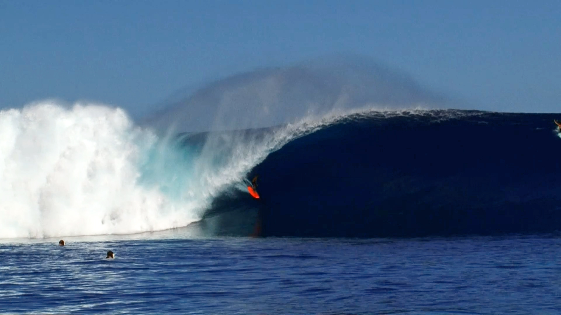 Late Drop Highlight Nate Fletcher on 2011 XXL Swell at Cloudbreak
