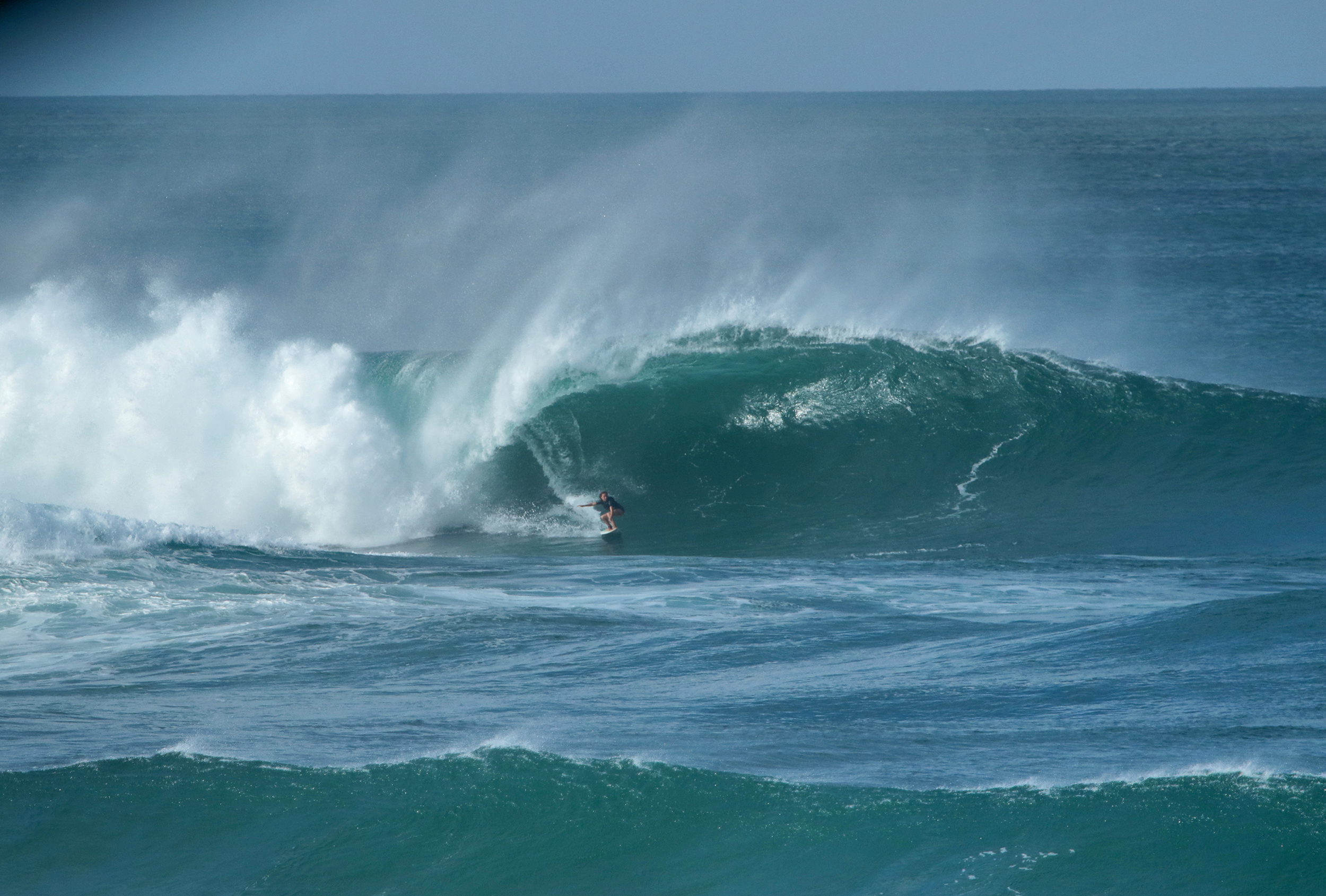 Dangerous Fun: The Social Lives of Big Wave Surfers, Corte