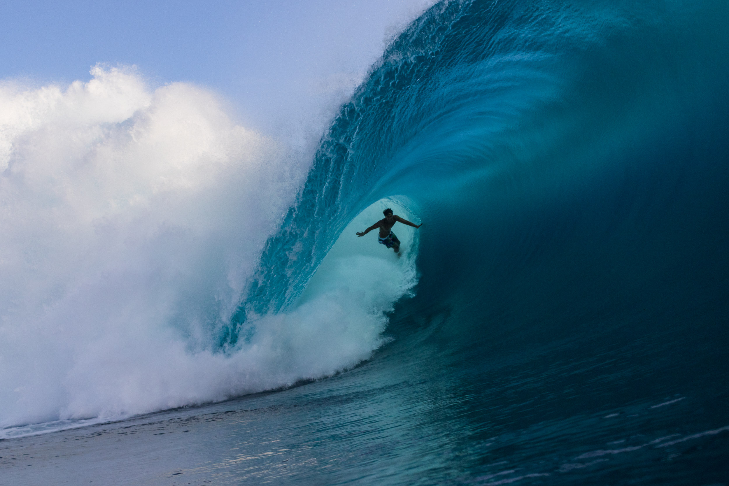 Big Wave Surfing: Tahiti's historic swell